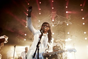 Nile Rodgers and Chic - Performance