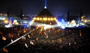 Glastonbury 2024 onthult affiche met Coldplay en meer